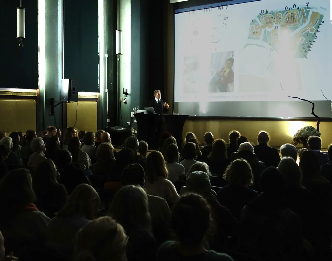 Stephen Richards speaking at the Oslo Architecture Triennale 2022