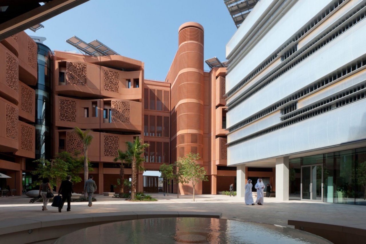 Masdar Institute of Science and Technology (MIST)