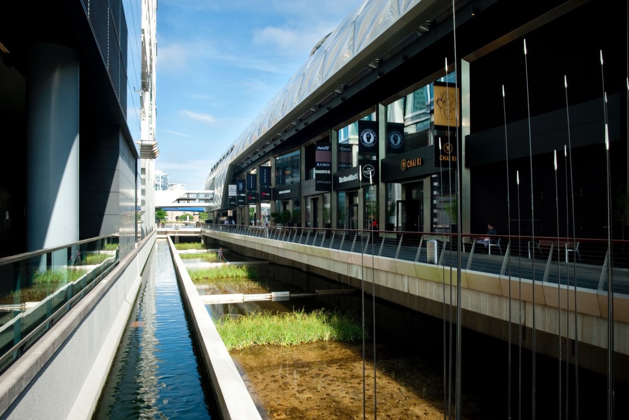 Crossrail Place Roof Garden