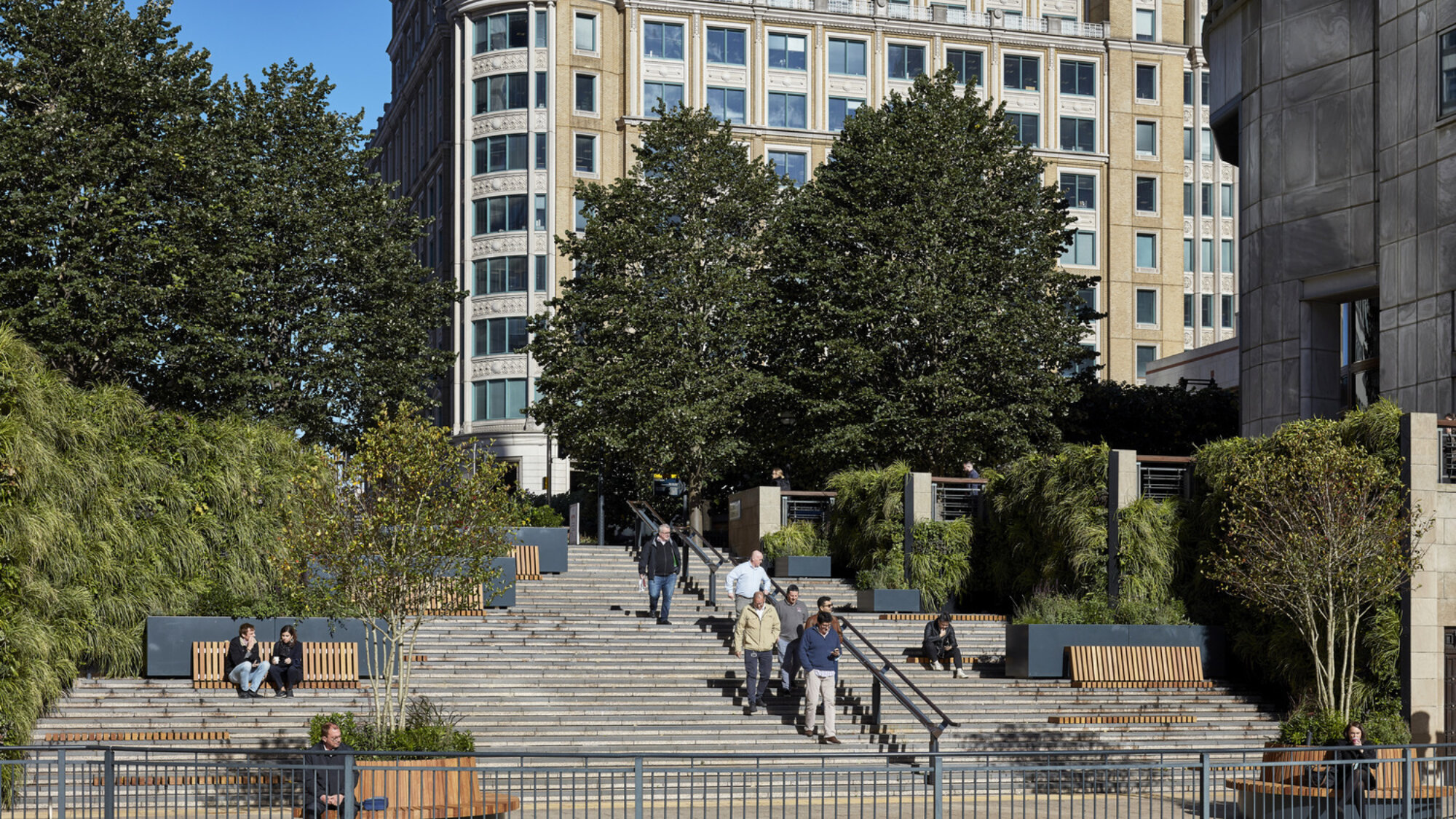 Canary Wharf greening plants by steps