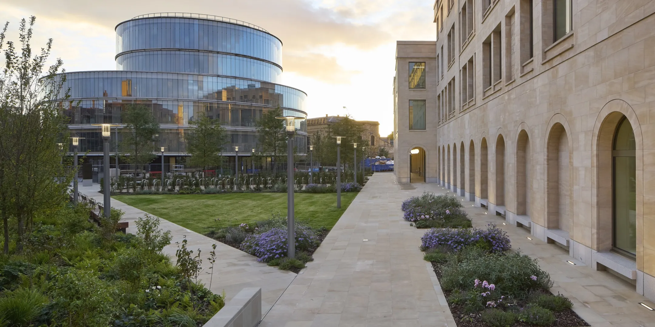 New landscape routes through the recently completed Oxford Humanities Building