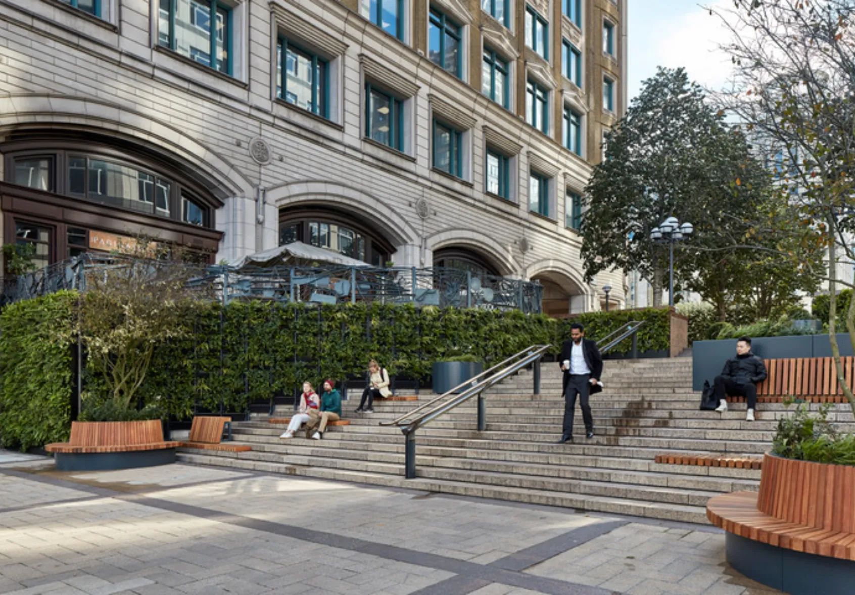 Canary Wharf greening plants by steps
